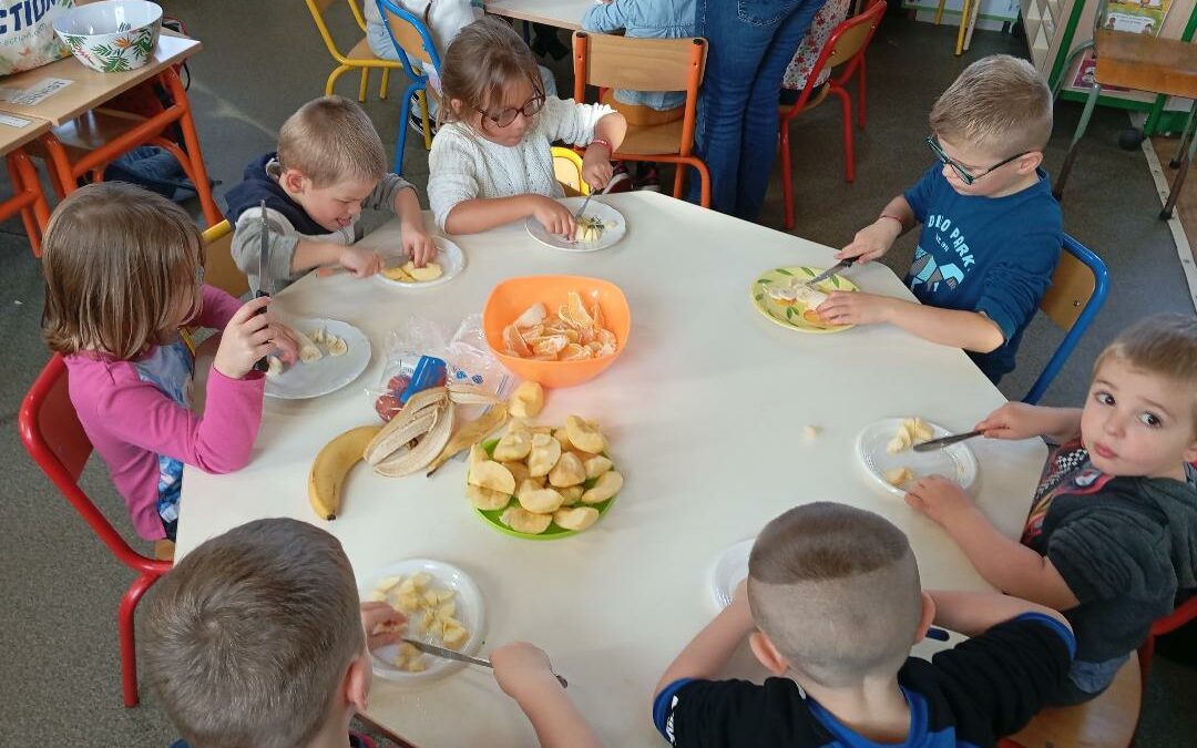 Semaine du goût: fruits à coque et salade de fruits